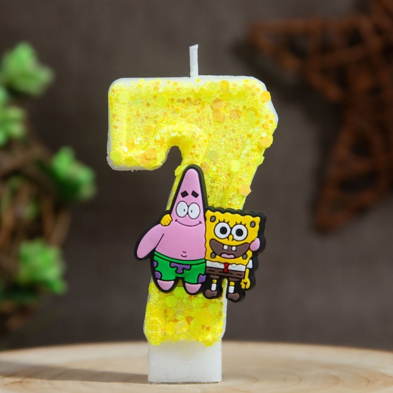 شموع كيك بأرقام رقمية من سبونج - مراجعة Holiday Candle Set وسعره